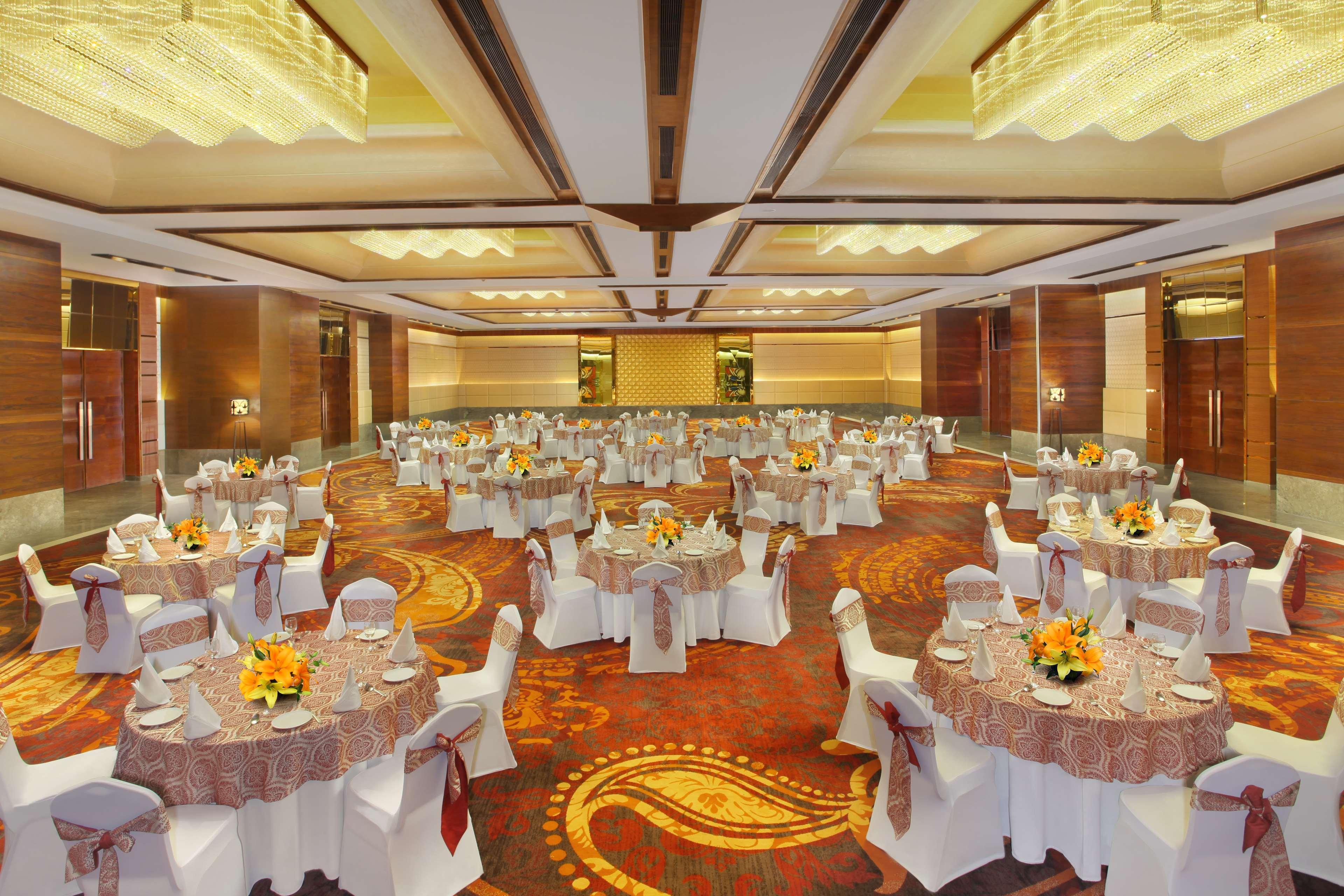 Hotel Radisson Blu Jammu Extérieur photo