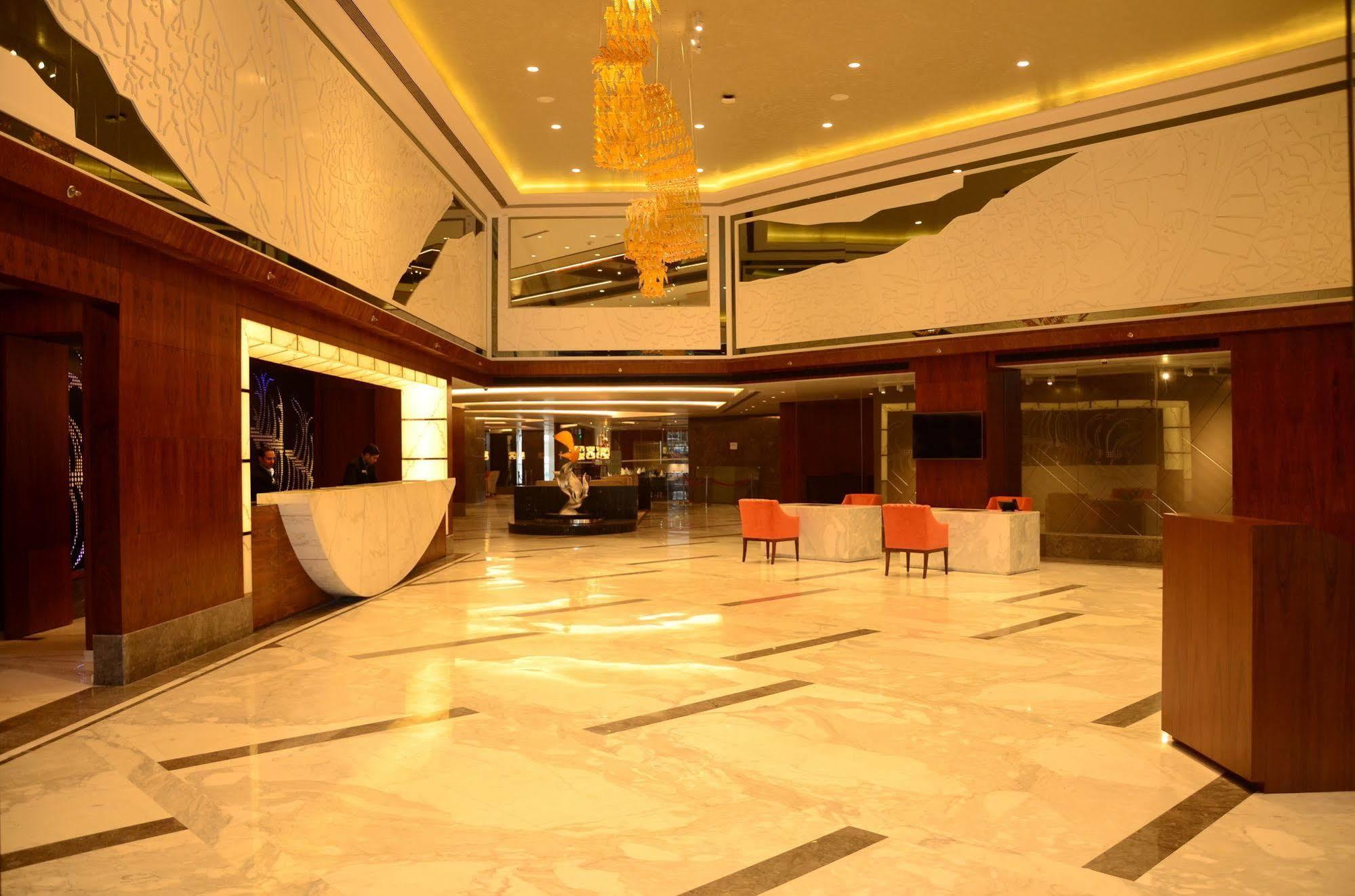Hotel Radisson Blu Jammu Extérieur photo